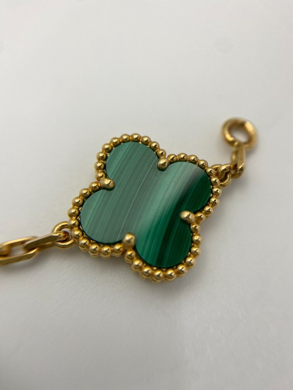 Authentic VCA Vintage Alhambra 5 Motif Malachite Gold Bracelet - Picture 3 of 9